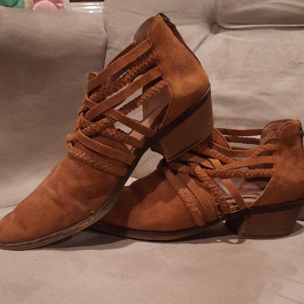Caslon Brown Braided Ankle Booties